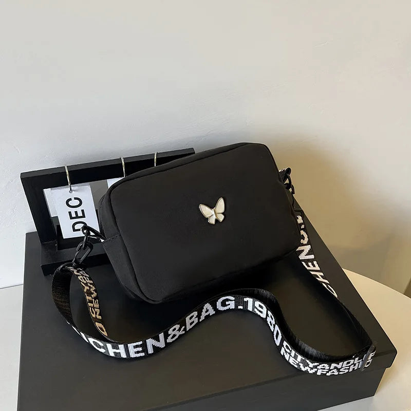New Fashion Women Crossbody Bags Makeup Bag Women Trend Lingge Embroidery Camera Shoulder Bag Design Nylon Small Messenger Bag