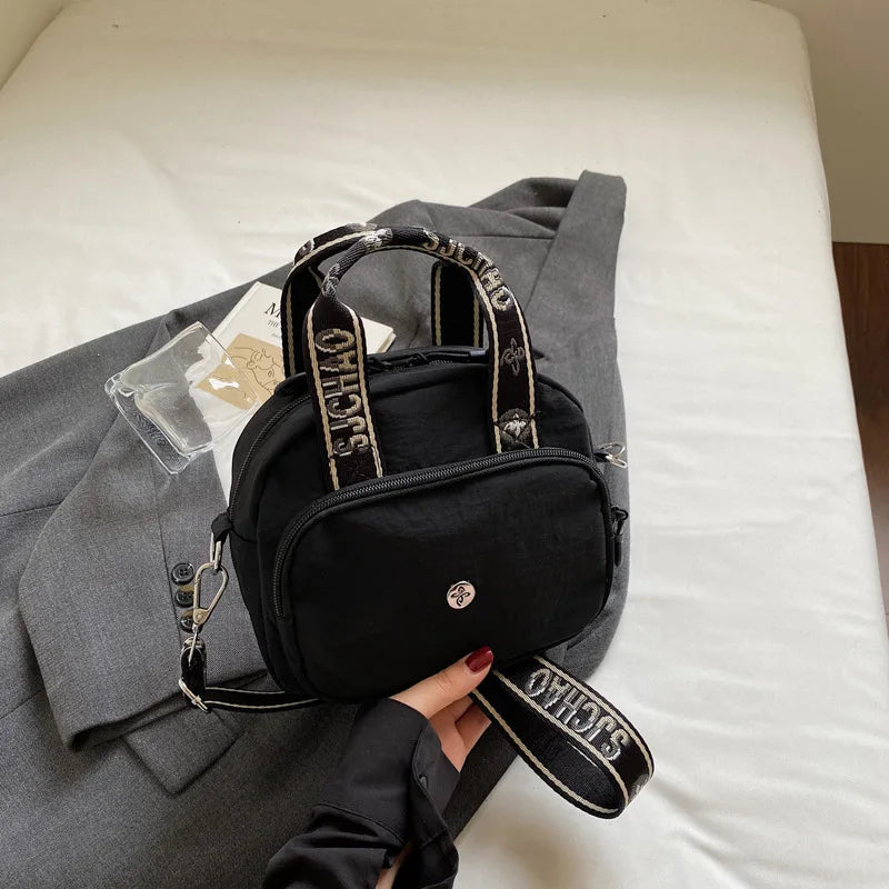 New Fashionable Crossbody Bags for Women Lightweight  Casual and Simple Commuting Bag Casual Shoulder Handbag Simple Design