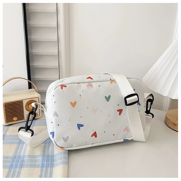 New Fashion Women Crossbody Bags Makeup Bag Women Trend Lingge Embroidery Camera Shoulder Bag Design Nylon Small Messenger Bag
