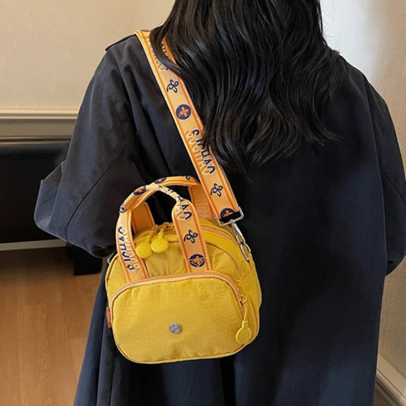New Fashionable Crossbody Bags for Women Lightweight  Casual and Simple Commuting Bag Casual Shoulder Handbag Simple Design
